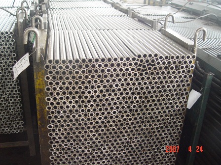 Alloy steel grade 20MnCr5 equivalent to 20CrMn