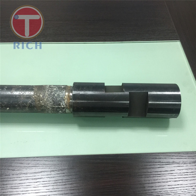 1541G105 S135 থ্রেড প্রকার কাপলিং ড্রিল স্টিল পাইপ DZ60 DZ50