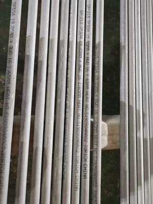 ভালো দাম ASTM A213 বিজোড় SUS304 তাপ এক্সচেঞ্জার টিউব অনলাইন
